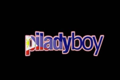 Würdiger philippinischer Ladyboy-Schlampe. Bring ihren Freund zum Abspritzen
