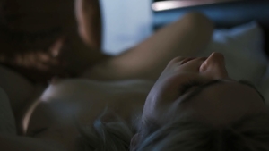 Transsensual: Pierced Ella Hollywood cumshot