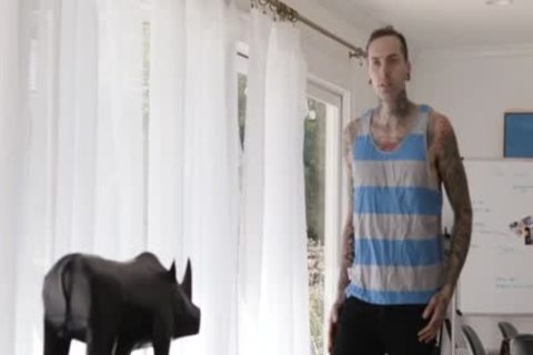 Leckerer Transsexual-Sex mit ihrem neuen Freund