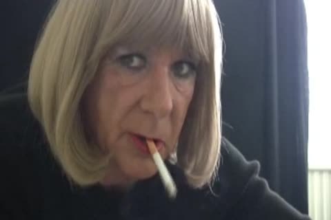 Samantha fumeur feticheuse