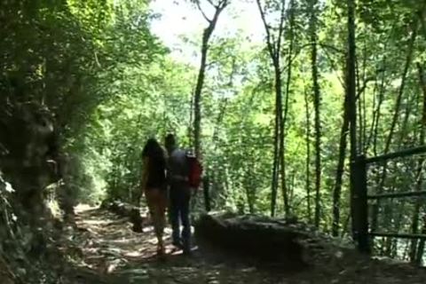 Shemale hämmert im Freien – Telsev